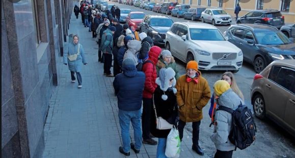 Ukraine: Russia To Face Economic Crisis | GOVERNMEND