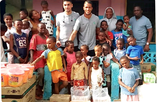 %E2%80%A2Troost Ekong Balogun donate to Uyo Childrens Home