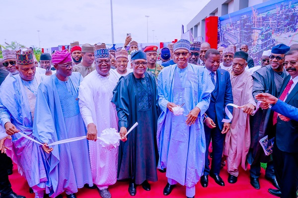 Buhari inaugurates Dangote Refinery